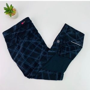 Athleta Relay Reflective Mesh Cropped Legging